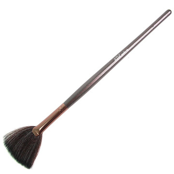 SPL (97511) Кисть  веерная (для смахивания сухих частиц с лица) в8092/2 SPL